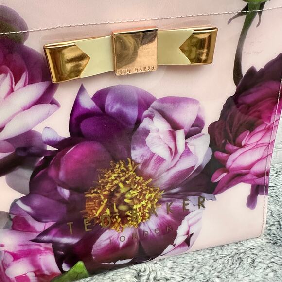 Ted Baker London PVC Tote Bag Pink Purple Floral Top Handles New - Picture 2 of 6